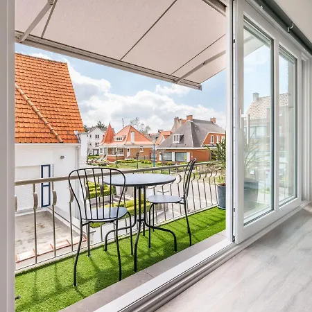 Daire In With Balcony